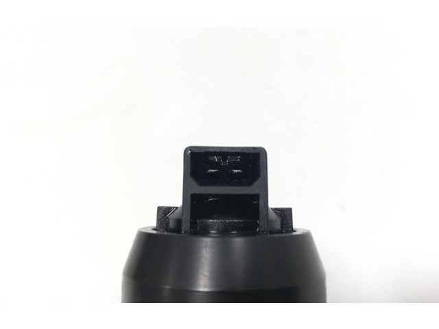 Форсунка 038130073BN    Volkswagen Touran I   