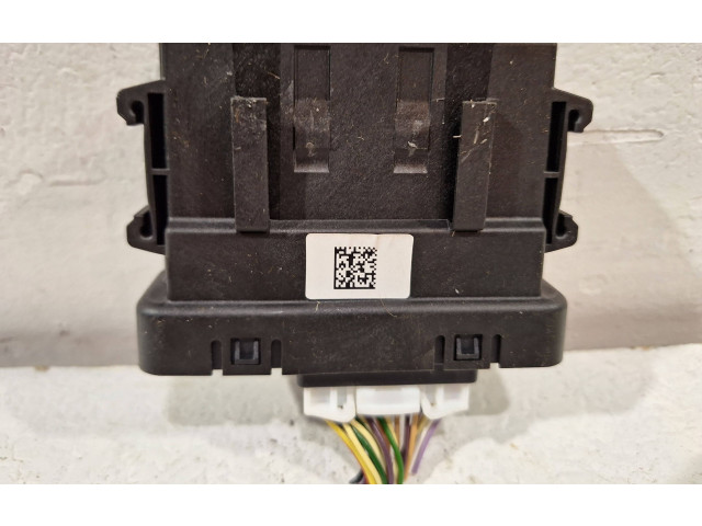 Блок управления 284Y66LA6A   Renault Clio V