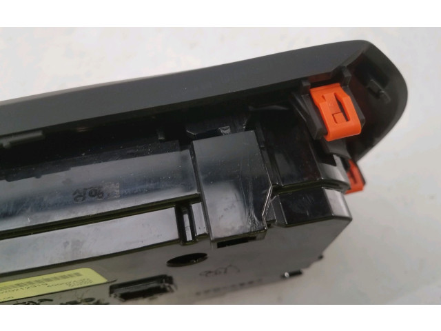 Блок управления климат-контролем 735742224, F7-0686L   Jeep Renegade