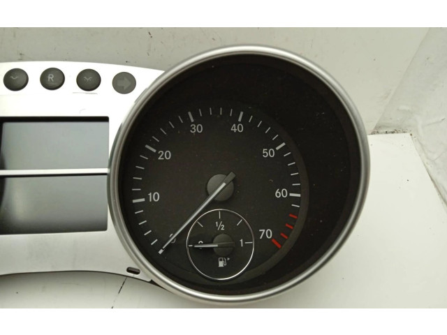 Панель приборов A2515403647   Mercedes-Benz ML W164       