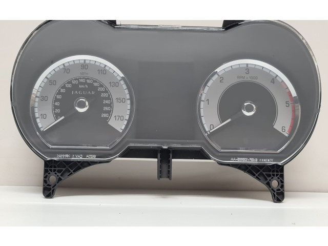 Панель приборов 8X2310849JJ, 6W8F10894A Jaguar XF