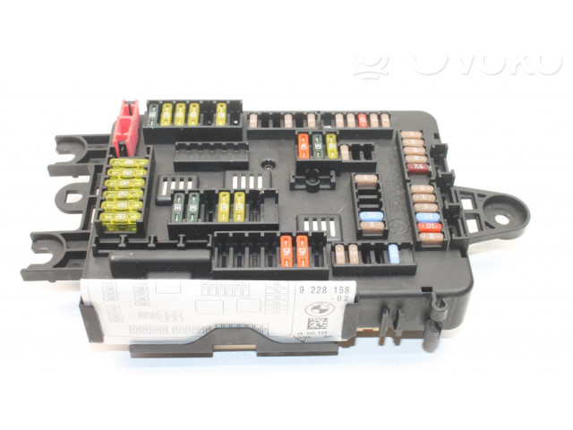   Pojistková skříňka 9261110   BMW 1 F20 F21 2012