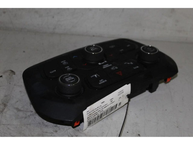 Блок управления климат-контролем    Jeep Renegade