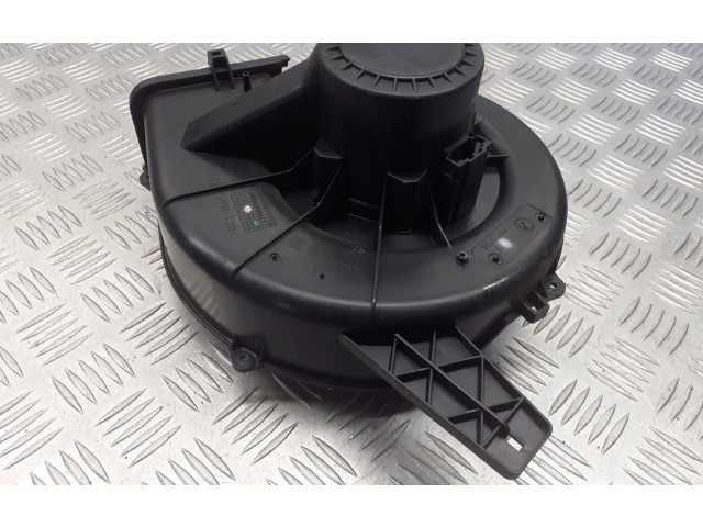 Вентилятор печки    6Q1819015   Skoda Fabia Mk1 (6Y)