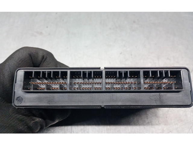 Блок управления 88281SC230   Subaru Forester SH