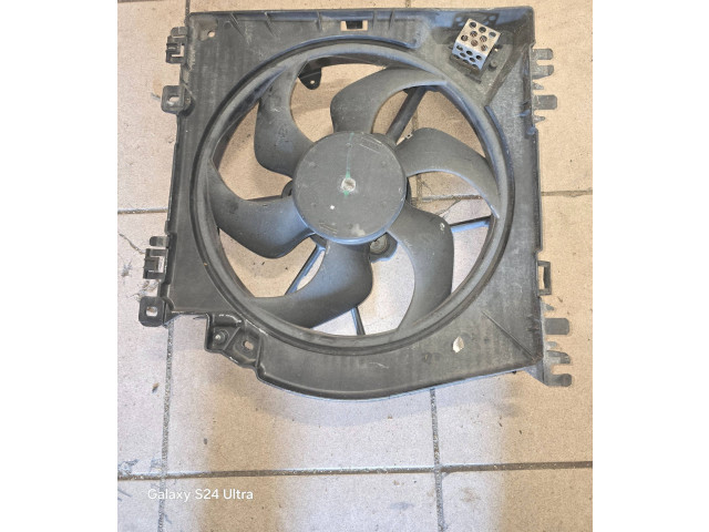 Вентилятор радиатора     8200966248    Renault Clio III 