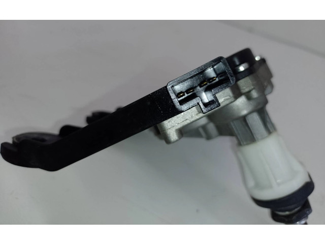 Моторчик заднего дворника 8615009100 SsangYong Kyron