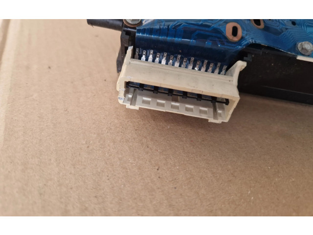 Панель приборов 191919033ES, 191919059 Volkswagen Golf II