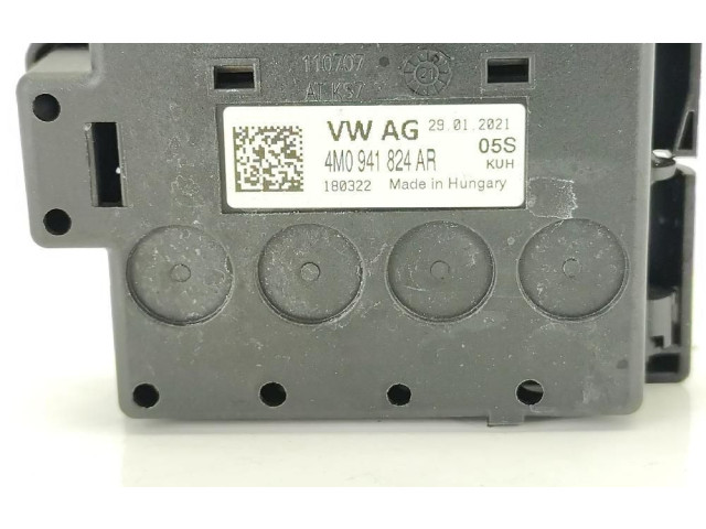 Pojistková skříňka 4M0941824AR Audi Q7 4M 2015