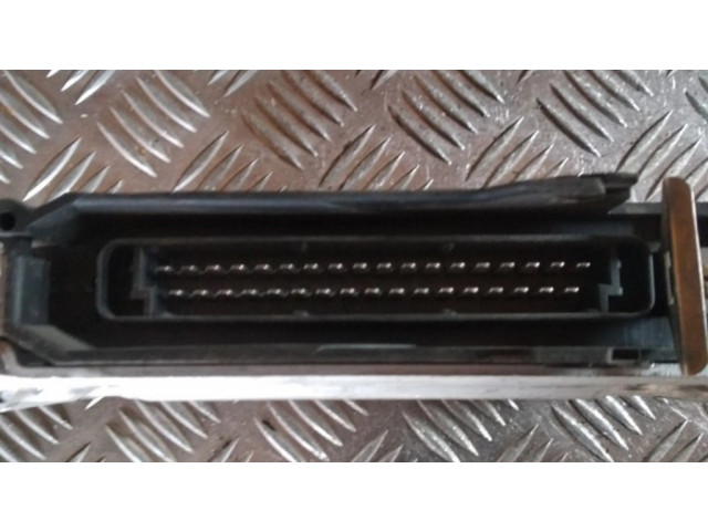 Řídící jednotka 0280000579, 9113804 Saab 9000 CD 1990