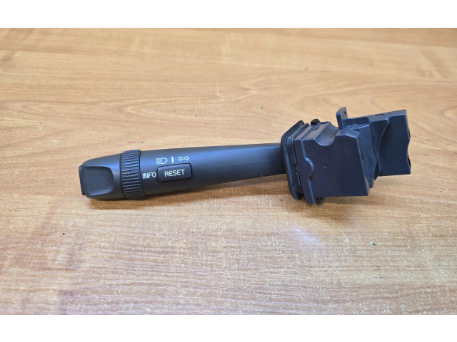 Ручка поворотов/ фонарей Volvo V70 2005 - 2008 года