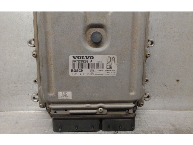 Блок управления двигателя 30729826   Volvo S60