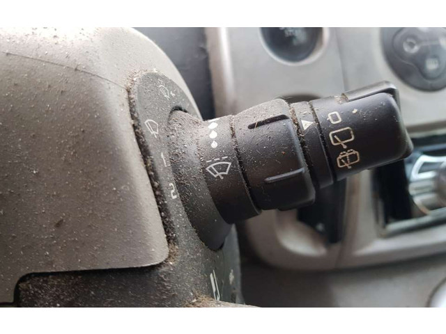 Ручка стеклоочистителей 7701057571 Renault Scenic II - Grand scenic II