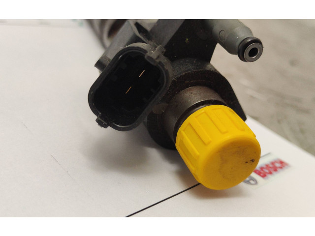 Vstřikovač 0445116046 Volvo V40 D5204T6