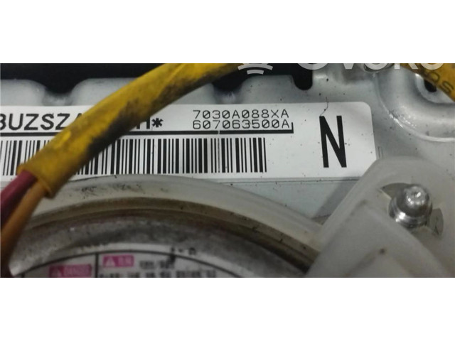 Подушка безопасности водителя 7030A088XA, 0110009 Mitsubishi Outlander