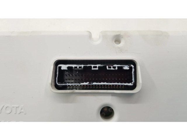 Přístrojová deska Lexus CT 200H 2012 8380076051, 2574704780AZ03