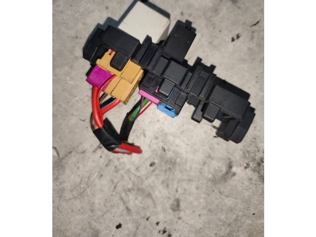 Блок предохранителей  4F1937503A   Audi A6 S6 C6 4F    