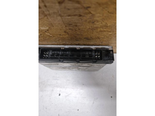 Блок управления двигателя 0281001776, 28SA3886   Volvo S70  V70  V70 XC