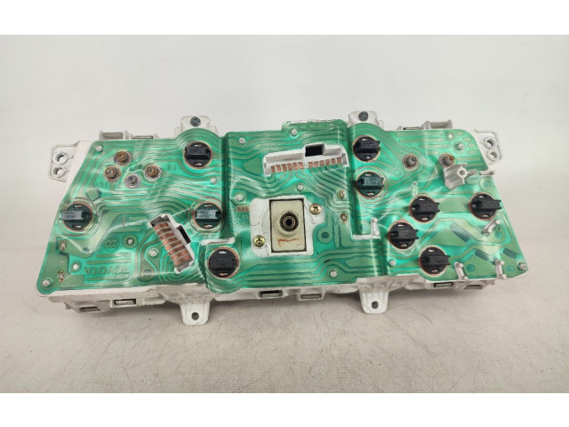 Přístrojová deska Toyota Starlet (P70) III 1984 8301010610