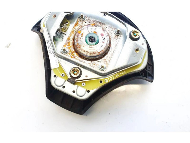 Подушка безопасности водителя 8d0898201a, 8n0880201   Audi TT Mk1