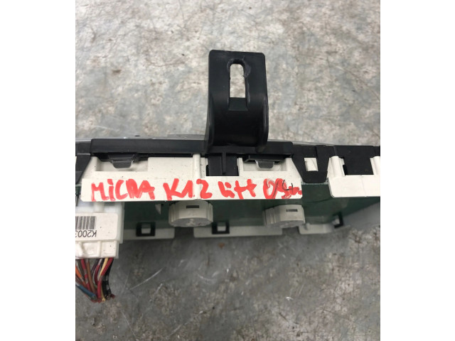 Přístrojová deska Nissan Micra 2008 BG10E