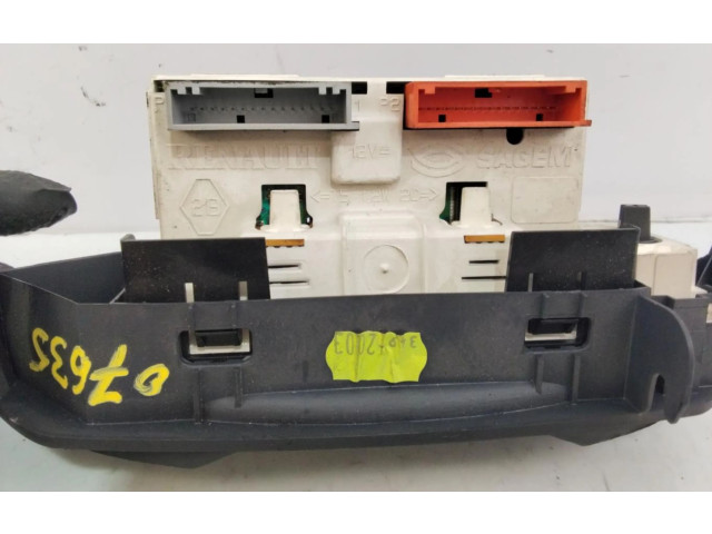 Дисплей P7700436307A Renault Clio II