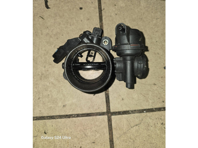 Дроссельная заслонка       Volvo V50  2004 - 2007 года   