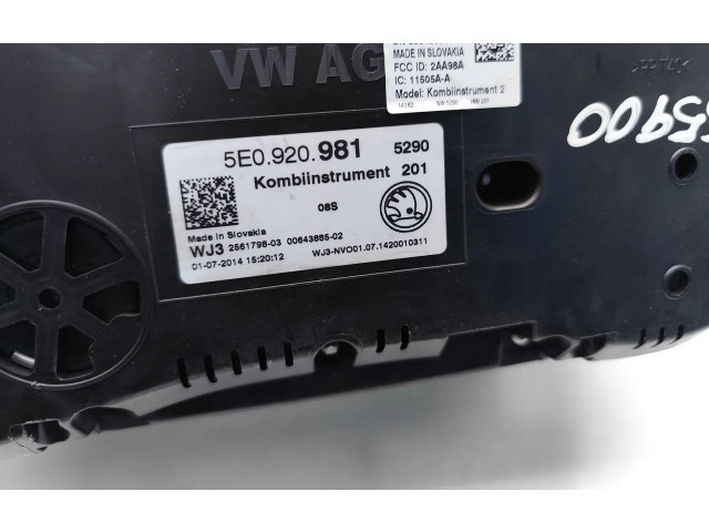 Панель приборов 5E0920981   Skoda Octavia Mk3 (5E)       