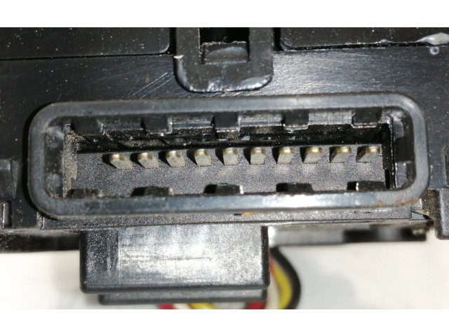 Ручка стеклоочистителей Mitsubishi Montero