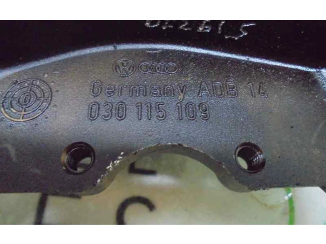 Масляный насос   030115105E  Volkswagen Golf III 