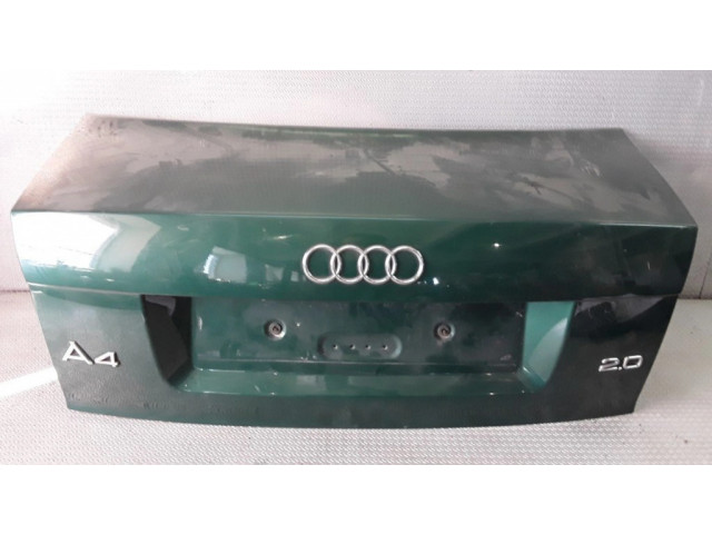 Задняя крышка (багажника)