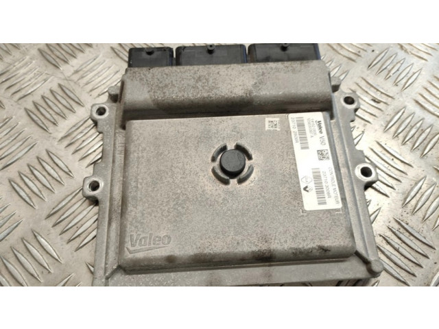 Řídící jednotka 237102806R, 237103008R Dacia Sandero 2015