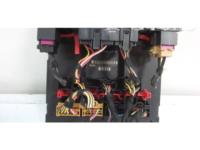   Pojistková skříňka 1K0937049T, 1K0937049A   Seat Altea 2004