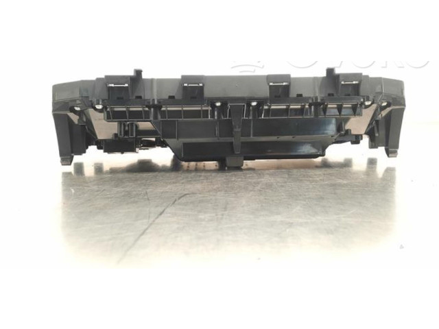 Přístrojová deska Volkswagen T-Roc 2023 17A920320B