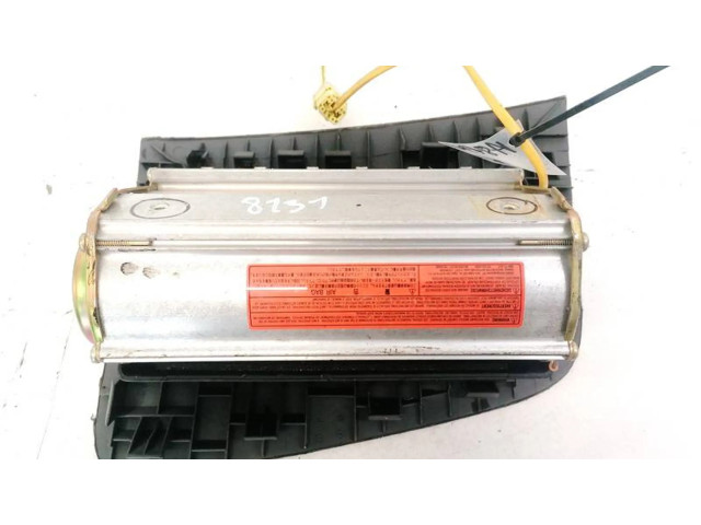 Подушка безопасности пассажира Mazda Premacy