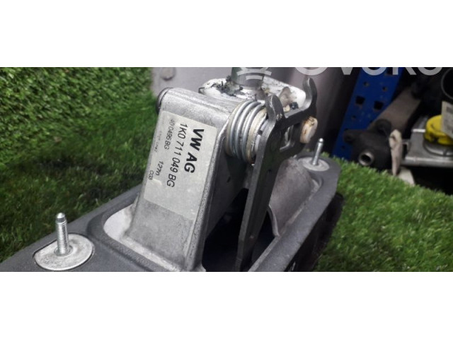 Подушка безопасности для колен 1k0711049bg   Audi A3 S3 8P