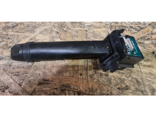 Ручка стеклоочистителей 9452391   Volvo V70