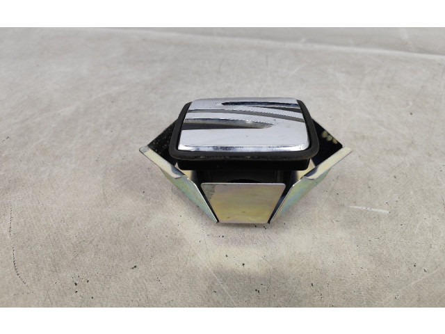 Ручка стеклоочистителей 5F0827565C   Seat Leon (5F)