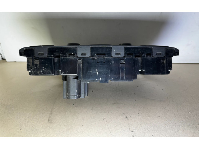 Блок управления климат-контролем 7923, 7923   Volvo V70