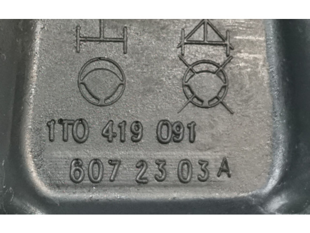 Руль Volkswagen Touran I  2003-2010 года 1T0419091AB, 06072303A      