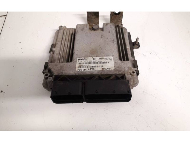 Řídící jednotka p05187449ab, 0281013693   Dodge Caliber 2007