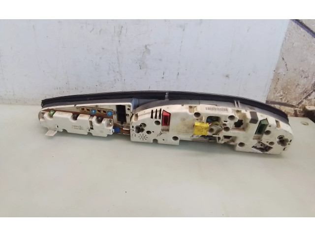 Přístrojová deska Audi A6 S6 C4 4A 1996 88311219