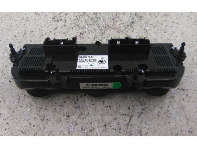 Блок управления климат-контролем 5E0907044   Skoda Octavia Mk3 (5E)