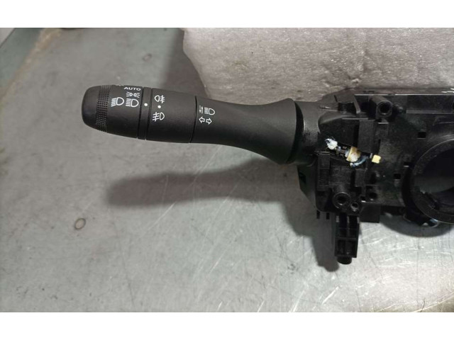 Ручка стеклоочистителей 255670975R, 10508388 Dacia Sandero