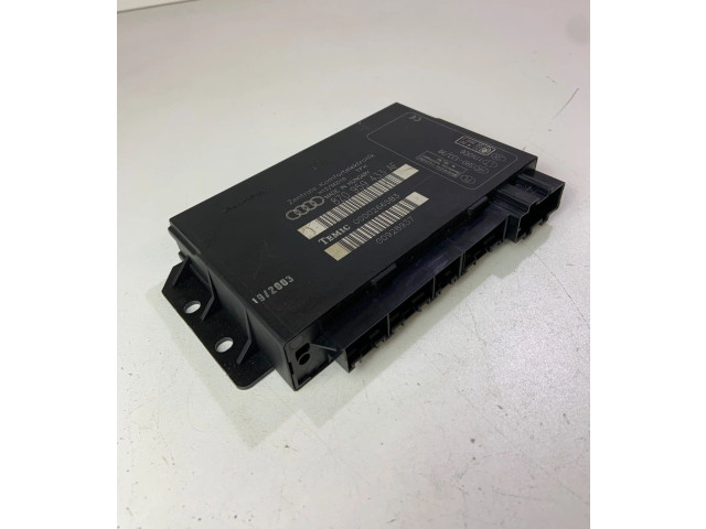 Блок предохранителей 8z0959433af Audi A2