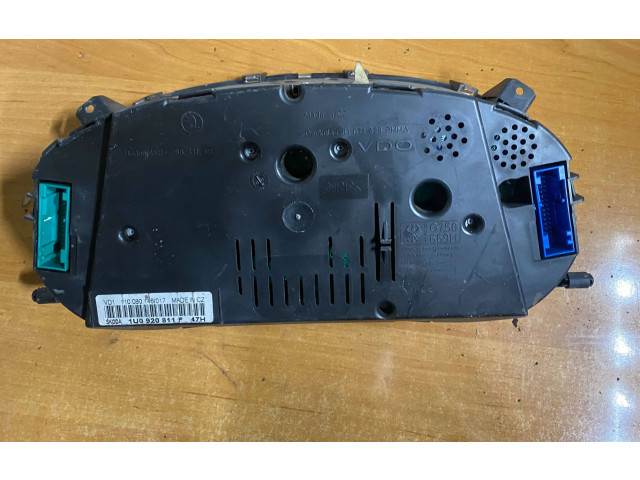 Панель приборов 1U0920811F, 110080146017 Skoda Octavia Mk1 (1U)