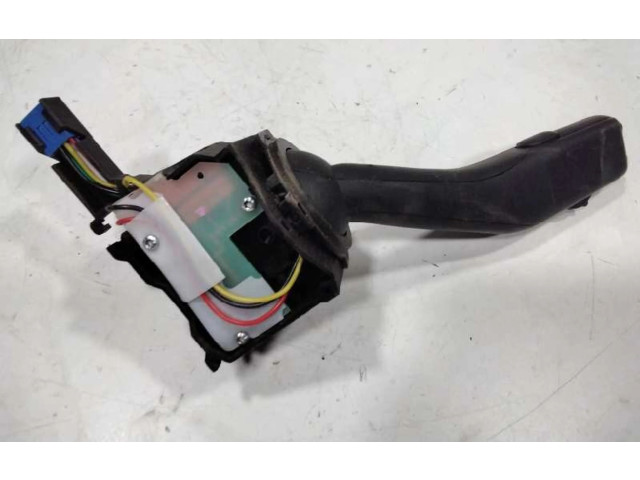 Ручка стеклоочистителей    Volkswagen Caddy