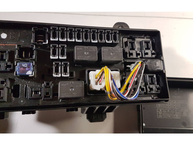 Блок предохранителей PR06900000, PR06401000 Mitsubishi L200