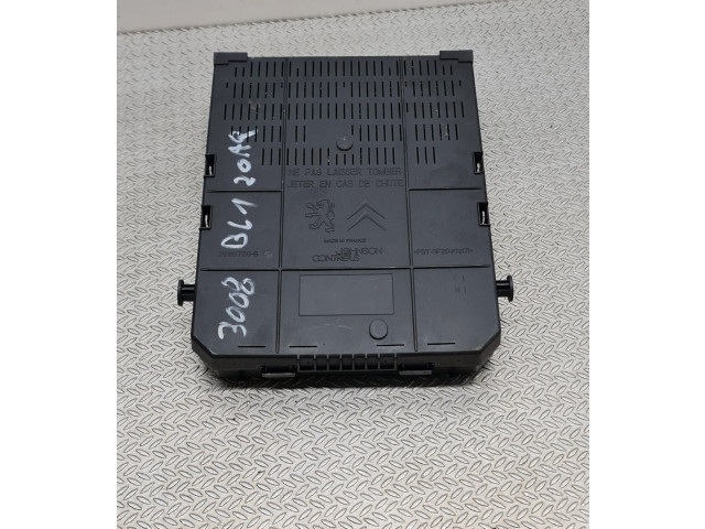 Pojistková skříňka 281164872 Peugeot 3008 2010