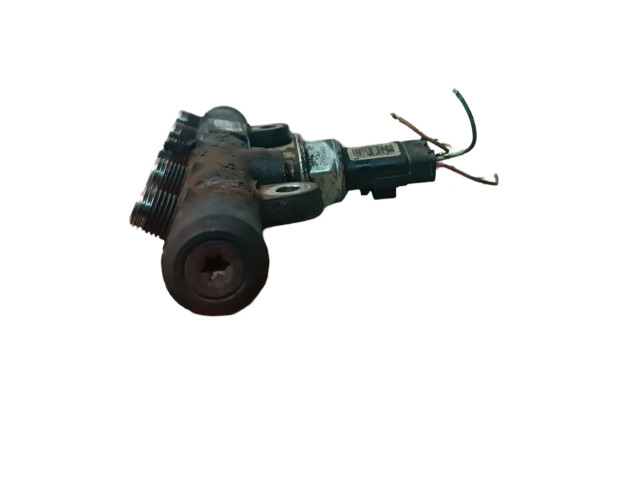 Топливная рампа 9681549580   Peugeot Expert  